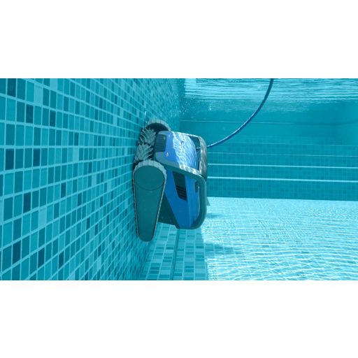 Maytronics Dolphin M600 medence porszívó robot