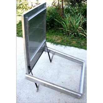 Aknafedlap - teleszkópos 600x600