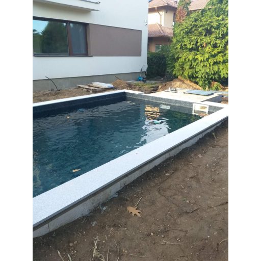 Gránit medence szegélykő egyenes elem - Silver színben - 33 cm széles