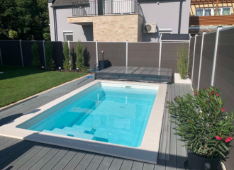 Tavszi medence nyitás